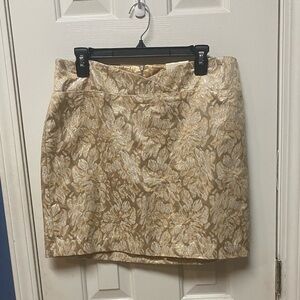 StudioY Gold Metallic Lamae' Stretch Satin Lined Mini Skirt Women’s Size 13/14.